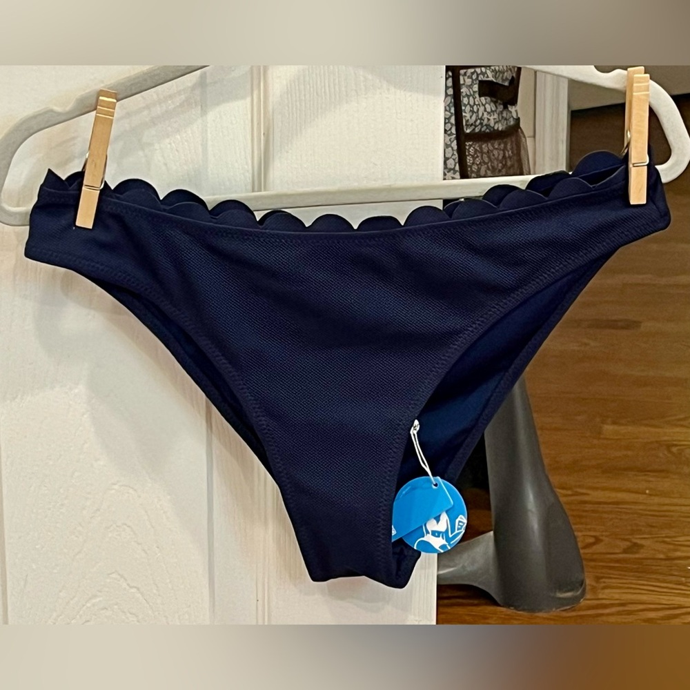 Navy, pique cupshe bikini bottoms, size L but looks more like M